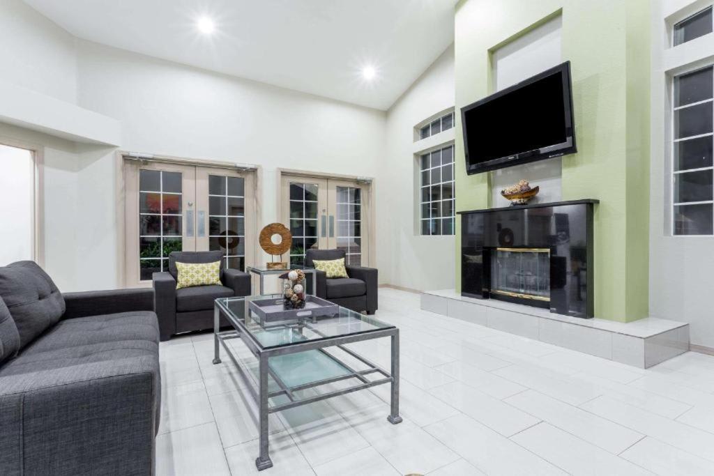 Chandler 1 Bd 1 Ba Fully Renovated Premium Lux Apartment Pets Allowed エクステリア 写真